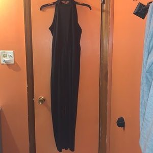SHEIN BLACK JUMPSUIT w/ peep hole back, size M